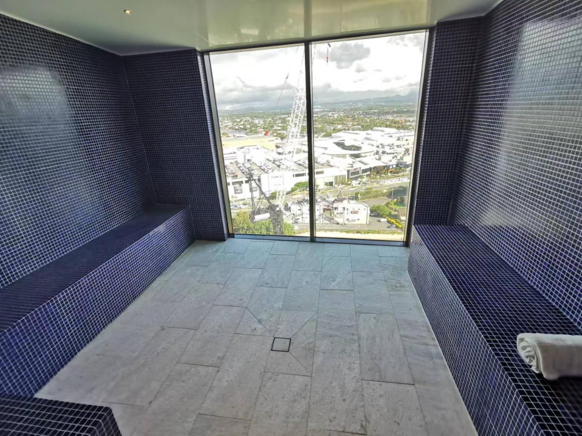2 Bedroom Luxurious Family Apartment Next To Pacific Fair - Broadbeach Gold Coast Gc22 Экстерьер фото
