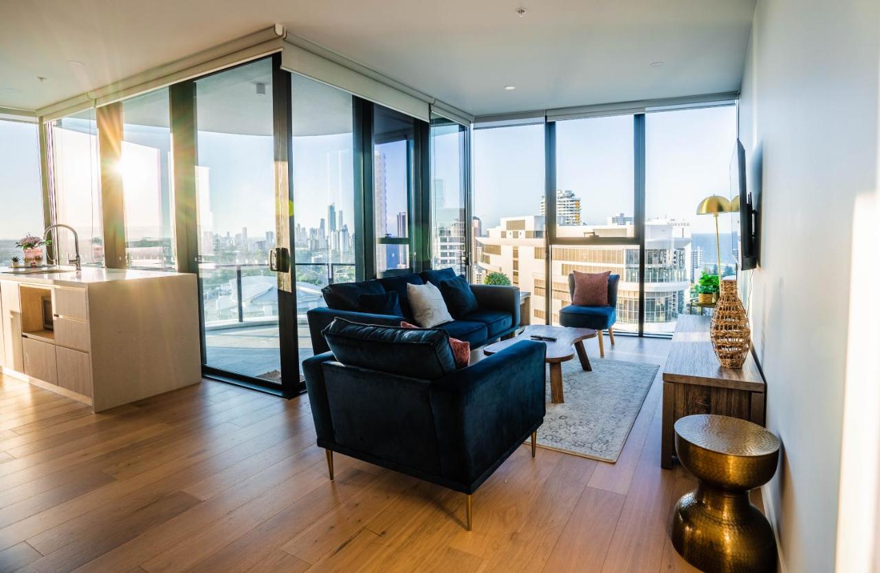 2 Bedroom Luxurious Family Apartment Next To Pacific Fair - Broadbeach Gold Coast Gc22 Экстерьер фото
