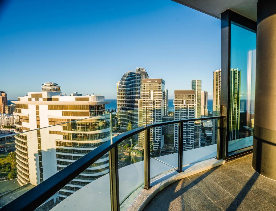2 Bedroom Luxurious Family Apartment Next To Pacific Fair - Broadbeach Gold Coast Gc22 Экстерьер фото